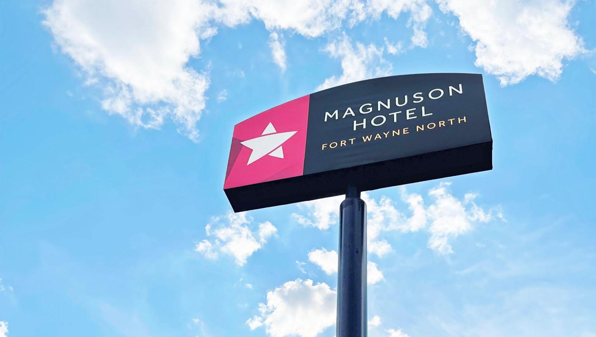 Magnuson Hotel Fort Wayne North - Coliseum Exterior photo